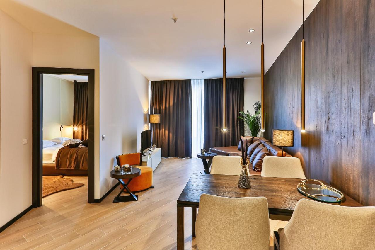 Green Stone Apartments Hotel Rafajlovići Exteriör bild
